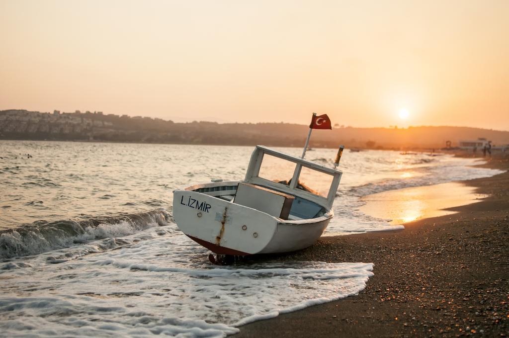 Апарт готель Mali Beach Сігаджік Екстер'єр фото